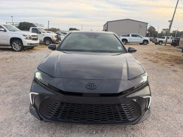Used 2025 Gray Toyota SE image 4