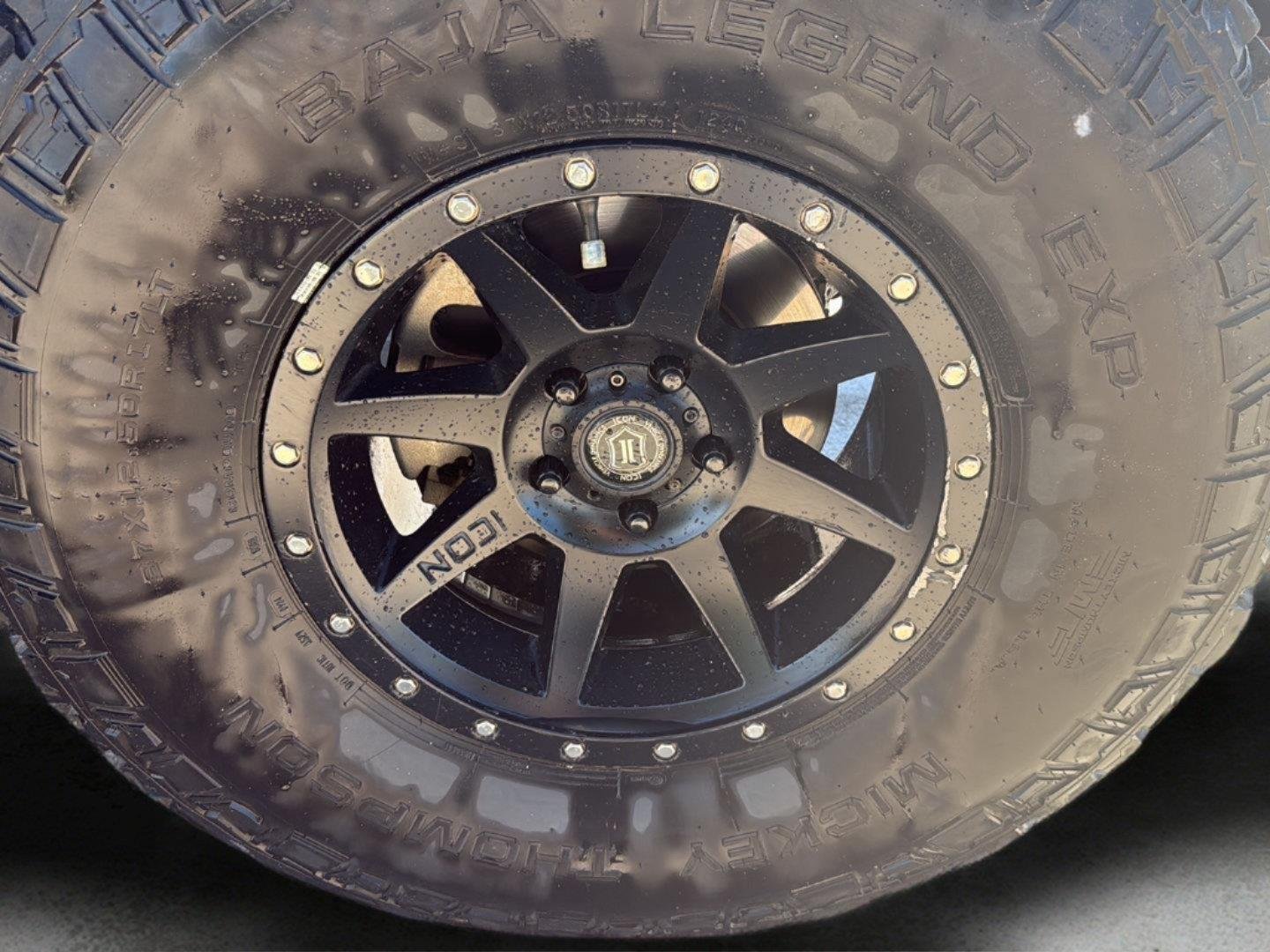 Used 2021 Sting-Gray Clearcoat Jeep Unlimited Rubicon image 12