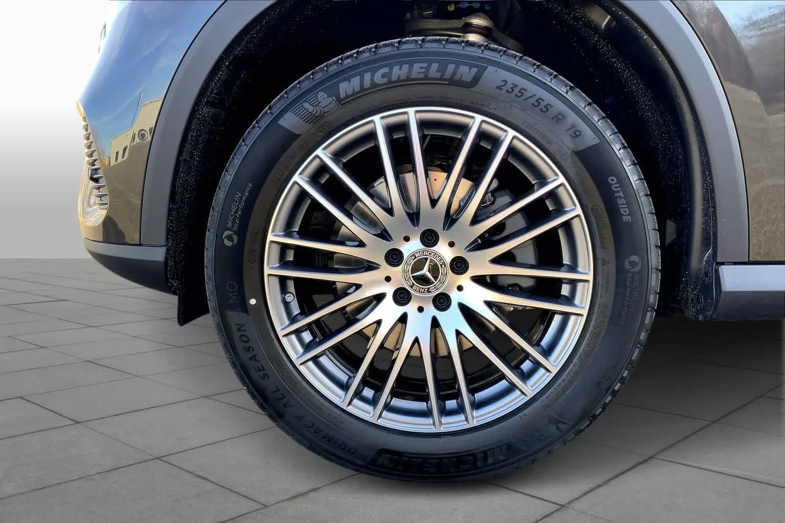 New 2026 Graphite Grey Metallic Mercedes-Benz GLC 300 image 11