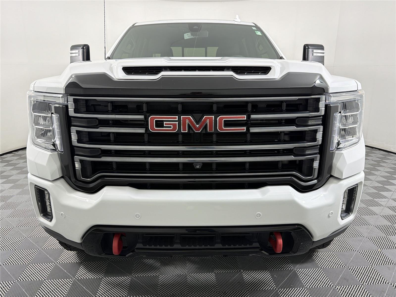 Used 2022 Summit White GMC AT4 image 2