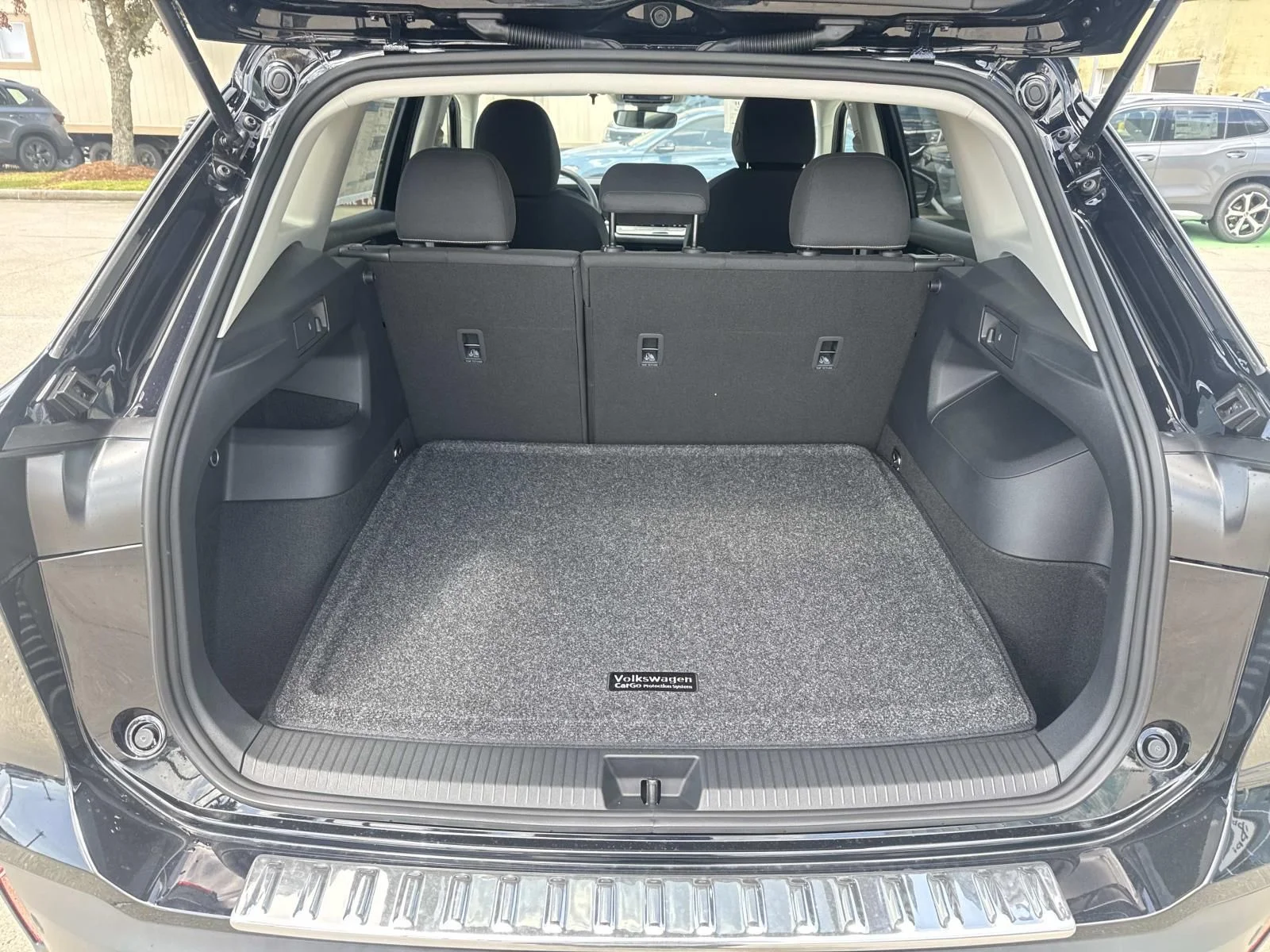 New 2026 Black Volkswagen 2.0T S image 6