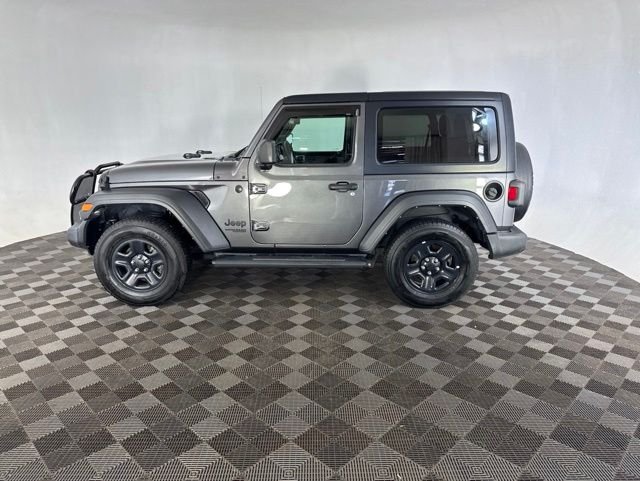 Used 2021 Gray Jeep Sport image 4