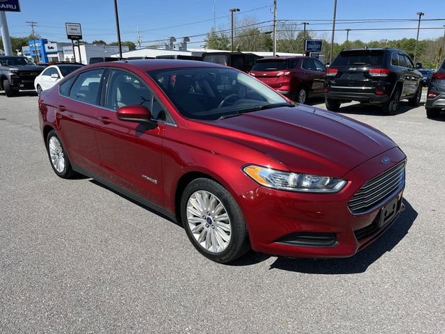Used 2015 Red Ford S image 10