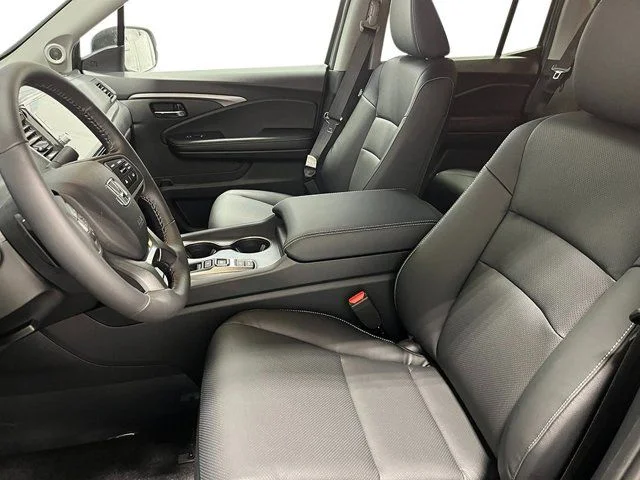 New 2026 Platinum White Pearl Honda RTL image 14