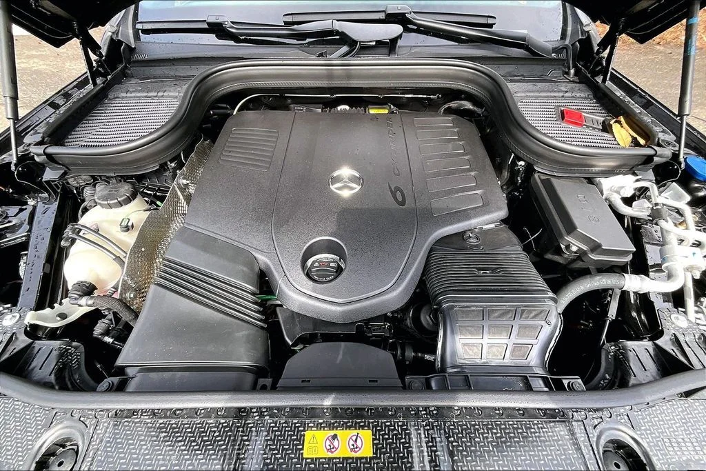 New 2026 Black Mercedes-Benz GLS 450 image 11