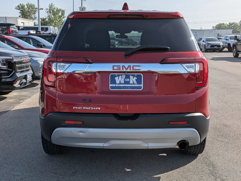 Used 2021 Cayenne Red Tintcoat GMC SLE image 4