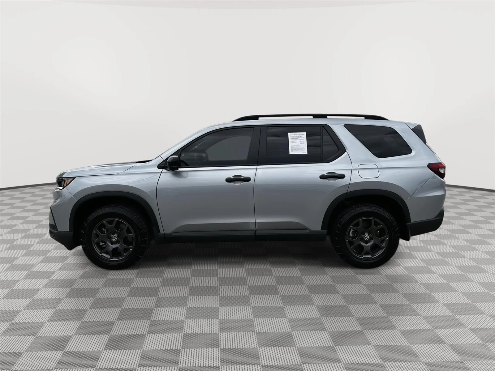 Certified Used 2025 Lunar Silver Metallic Honda TrailSport image 3