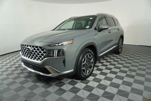 Used 2022 Gray Hyundai Limited image 3