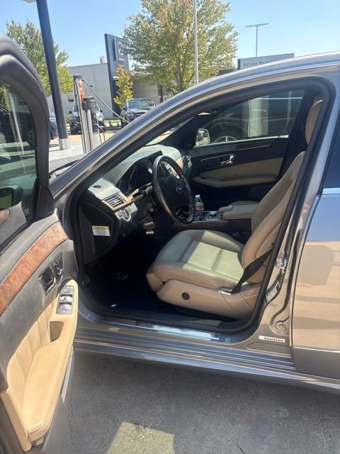 Used 2011 Palladium Silver Metallic Mercedes-Benz E 350 image 3