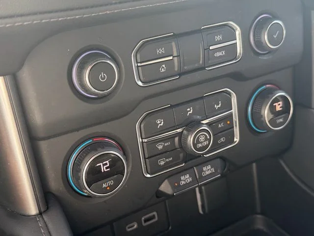 Used 2022 Black Chevrolet LS image 27