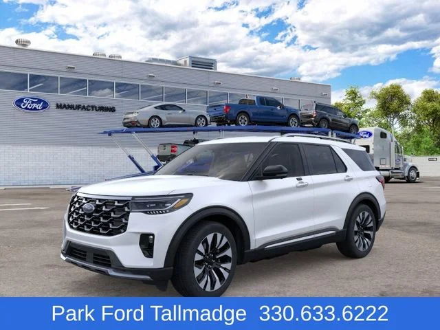 New 2026 Star White Metallic Tri-Coat Ford Platinum image 1