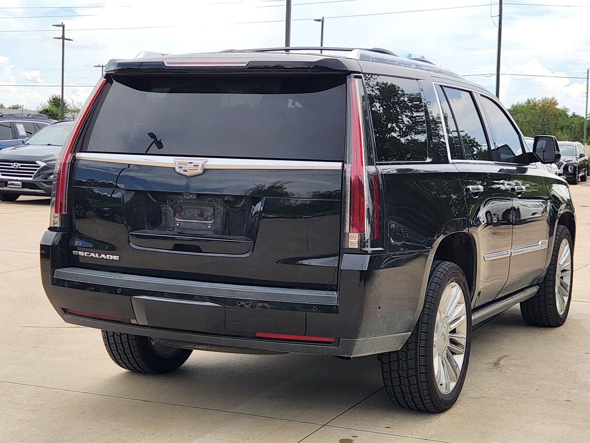 Used 2020 Black Raven Cadillac Platinum image 8