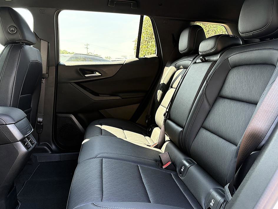 2026 Chevrolet Equinox LT - Photo 10