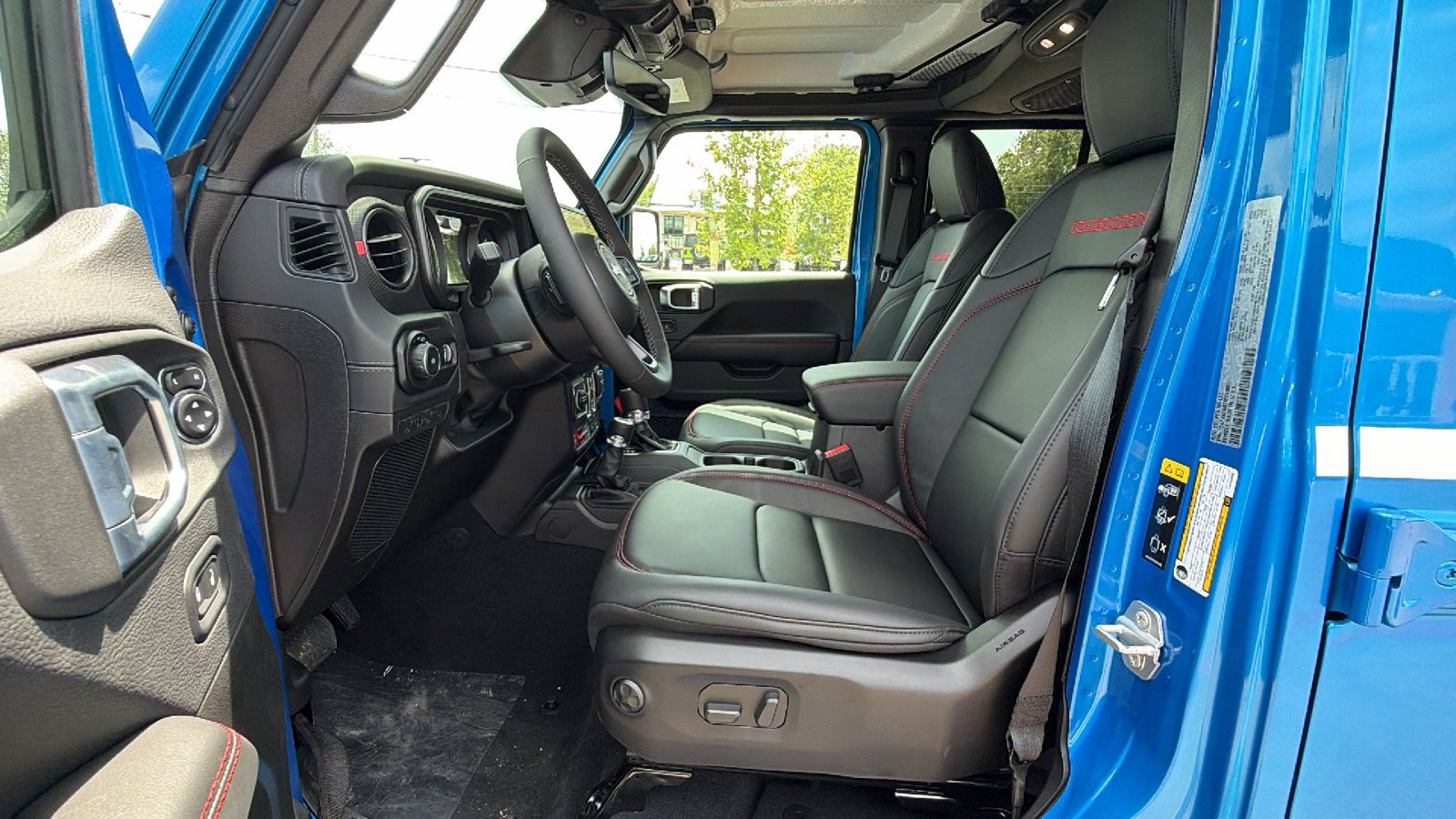 New 2026 Hydro Blue Pearl-Coat Exterior Paint Jeep Rubicon image 11