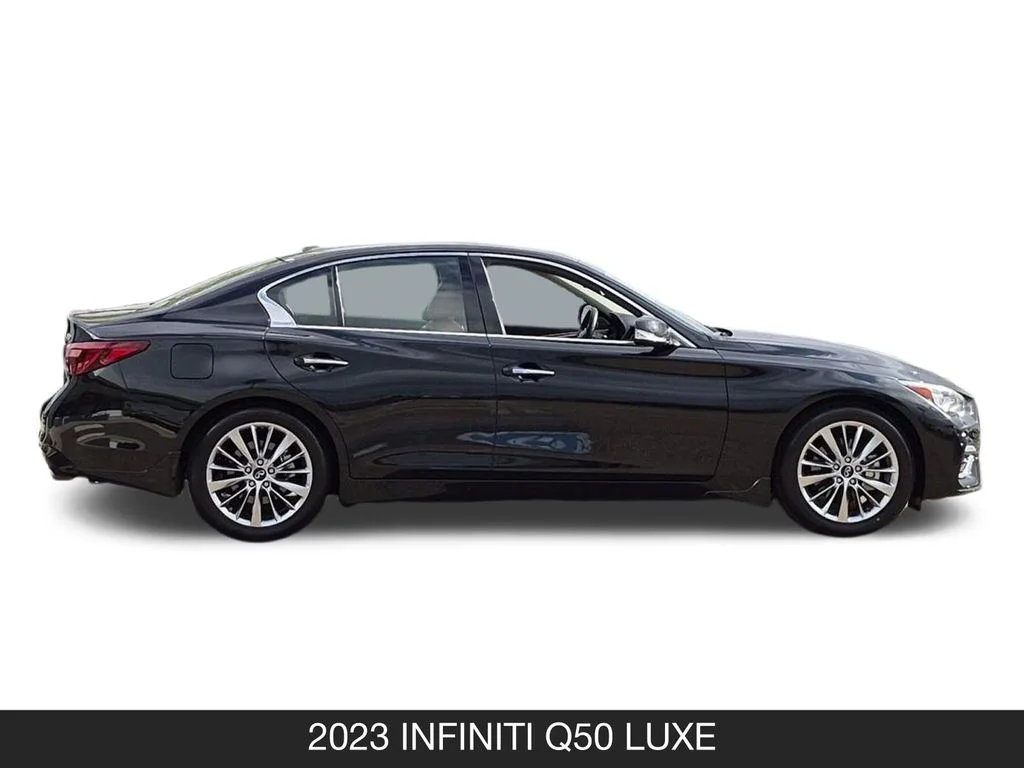 Used 2023 Black INFINITI LUXE image 6