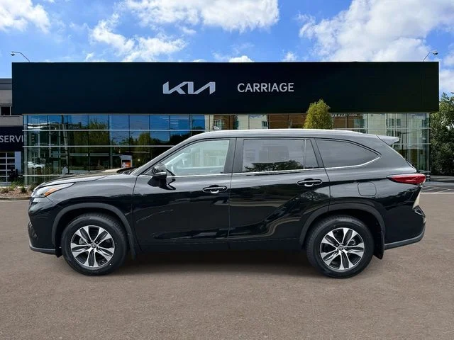 Used 2023 Black Toyota XLE image 5