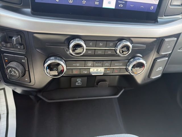 Used 2023 White Ford XLT image 14