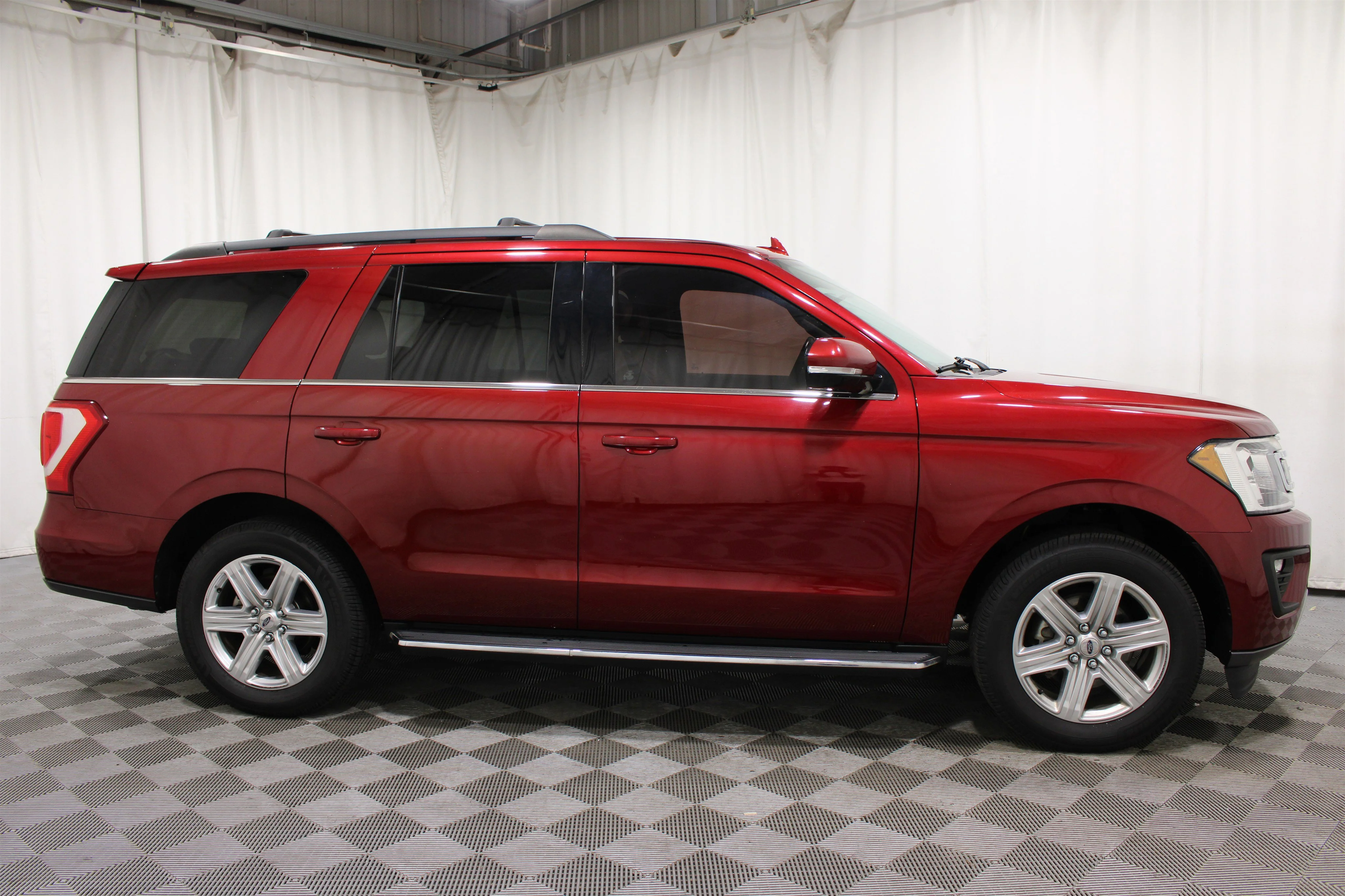 2018 Ford Expedition XLT - Photo 32