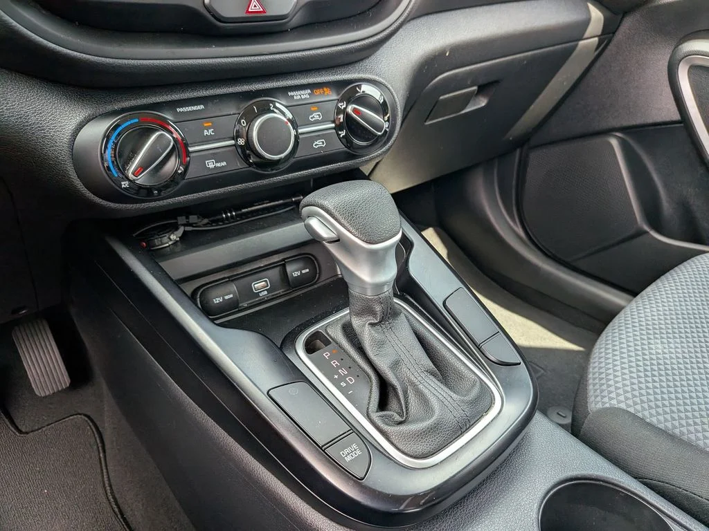 Used 2022 Gray Kia LX image 21