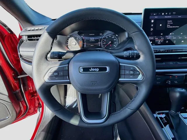 Used 2026 Red Jeep Latitude image 12