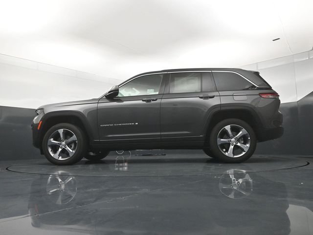 New 2026 Baltic Gray Metallic Clear-Coat Exterior Paint Jeep Limited image 21
