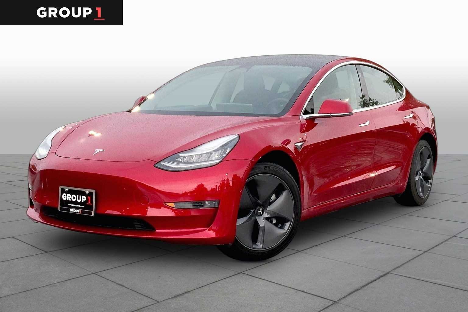 2020 Tesla Model 3 Standard Range Plus's photo