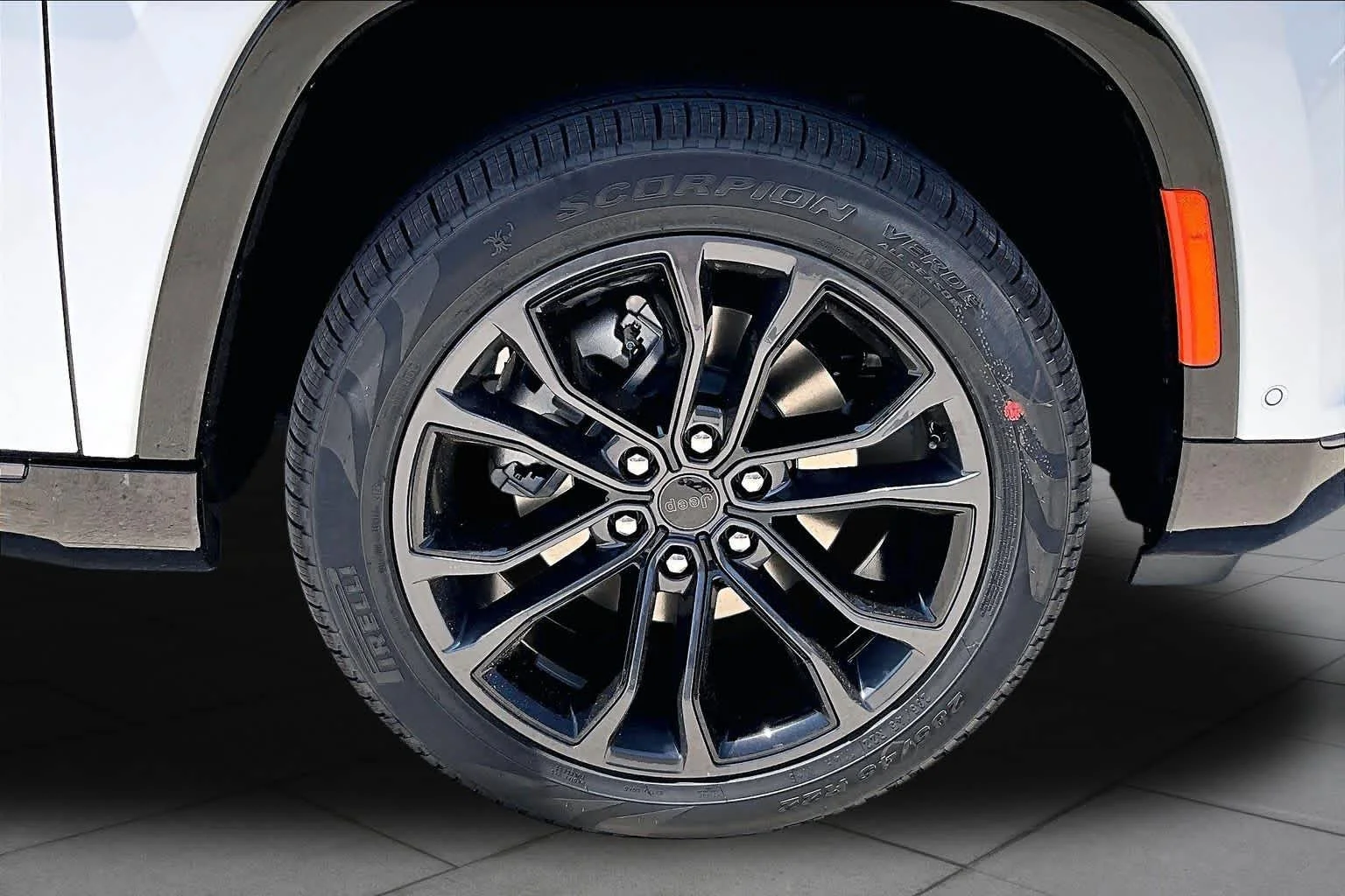 New 2026 Bright White Clearcoat Jeep Summit Reserve image 12