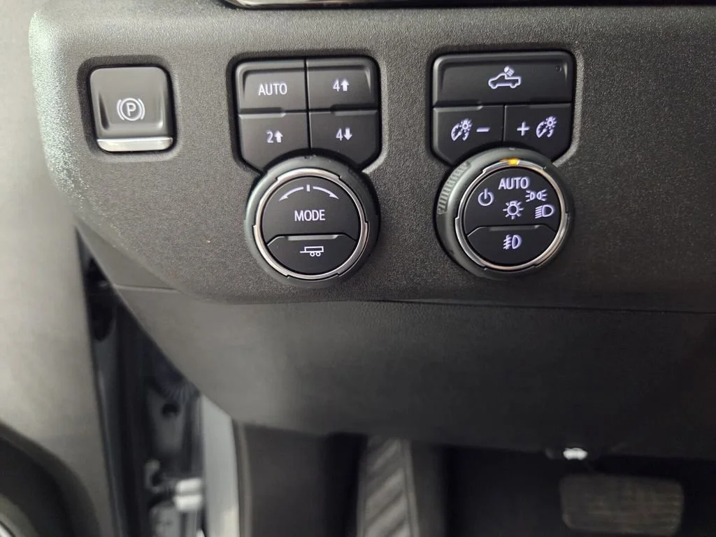 Used 2025 Sterling Gray Metallic Chevrolet RST image 22