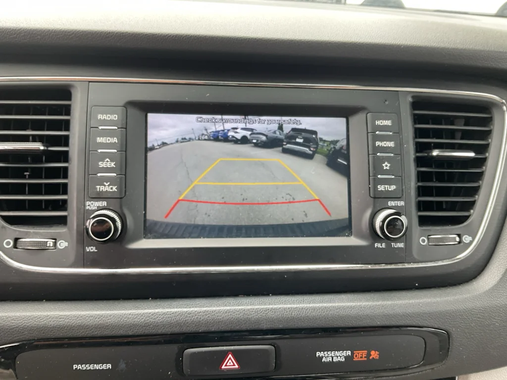 Used 2021 Celestial Blue Kia LX image 22
