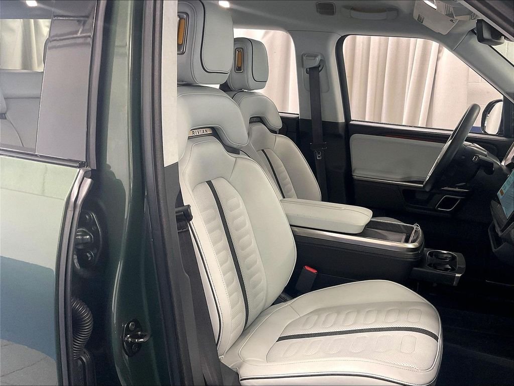Used 2023 Green Rivian Adventure image 11
