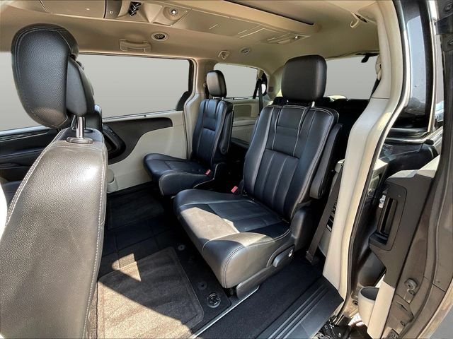 Used 2016 Gray Chrysler Touring image 24