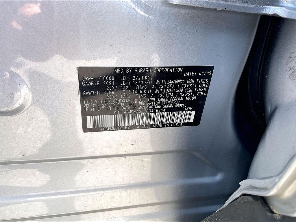 Used 2023 Ice Silver Metallic Subaru Limited image 32