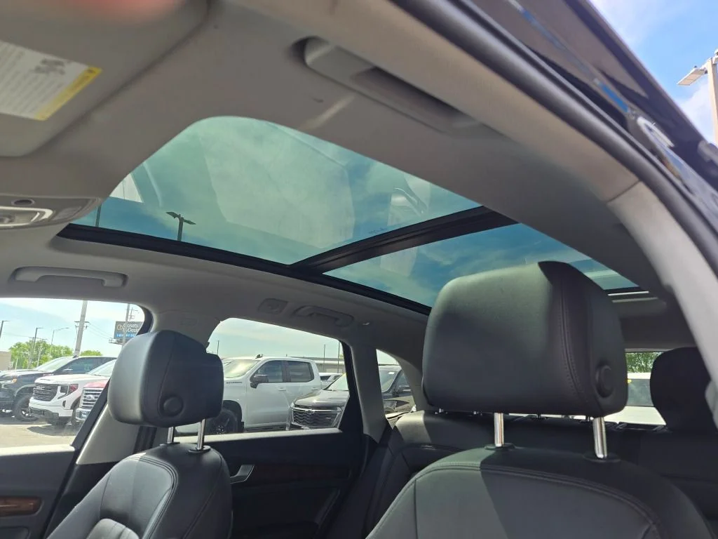 Used 2018 Black Audi 2.0T image 25