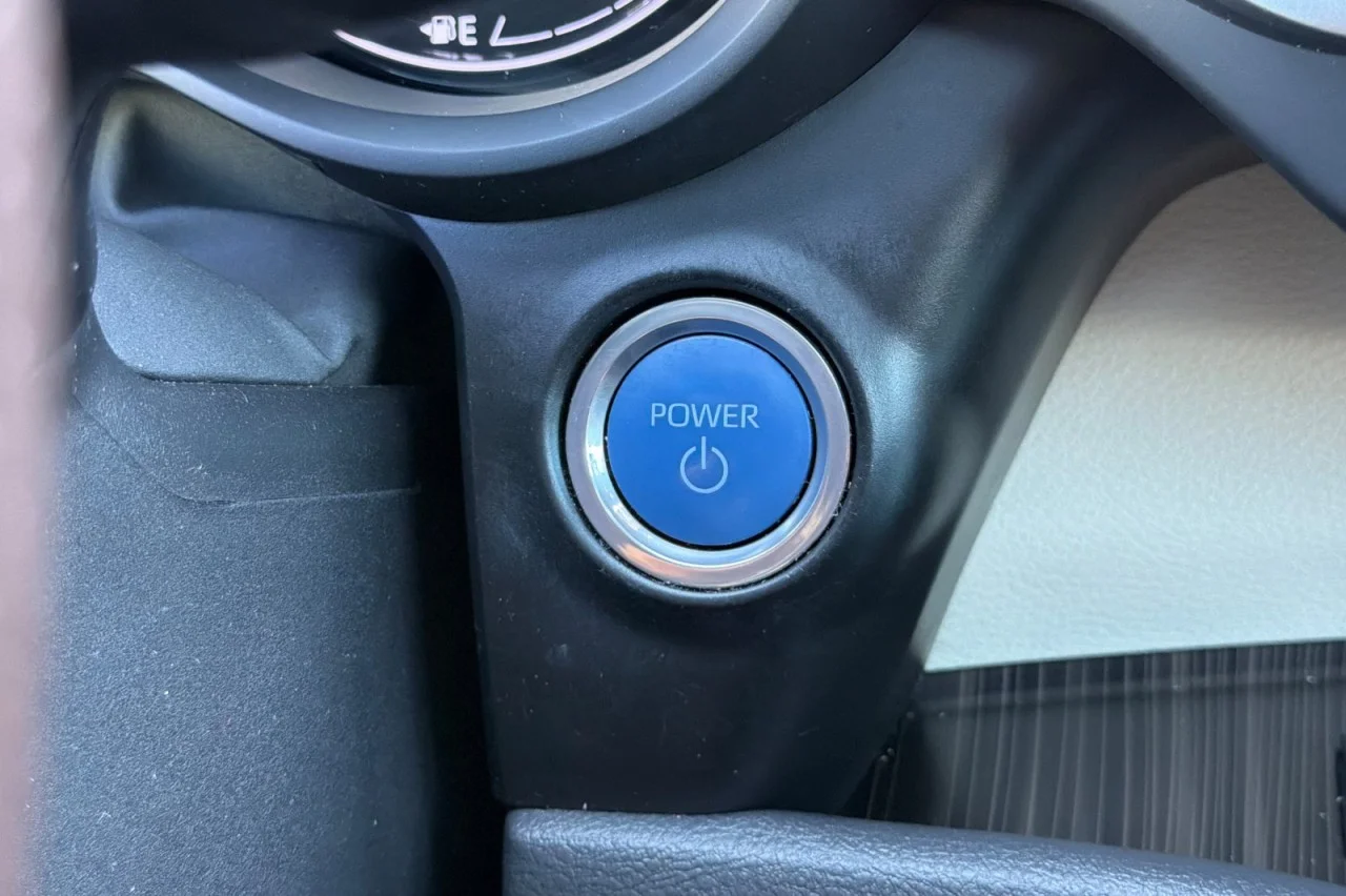 Used 2023 CELESTIAL SILVER Toyota Platinum image 24