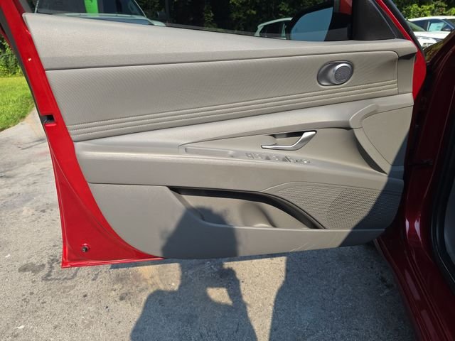 Certified Used 2023 Red Hyundai SEL image 12
