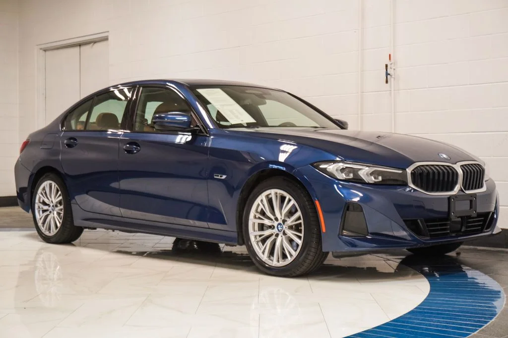 Used 2023 Blue BMW 330e xDrive image 5