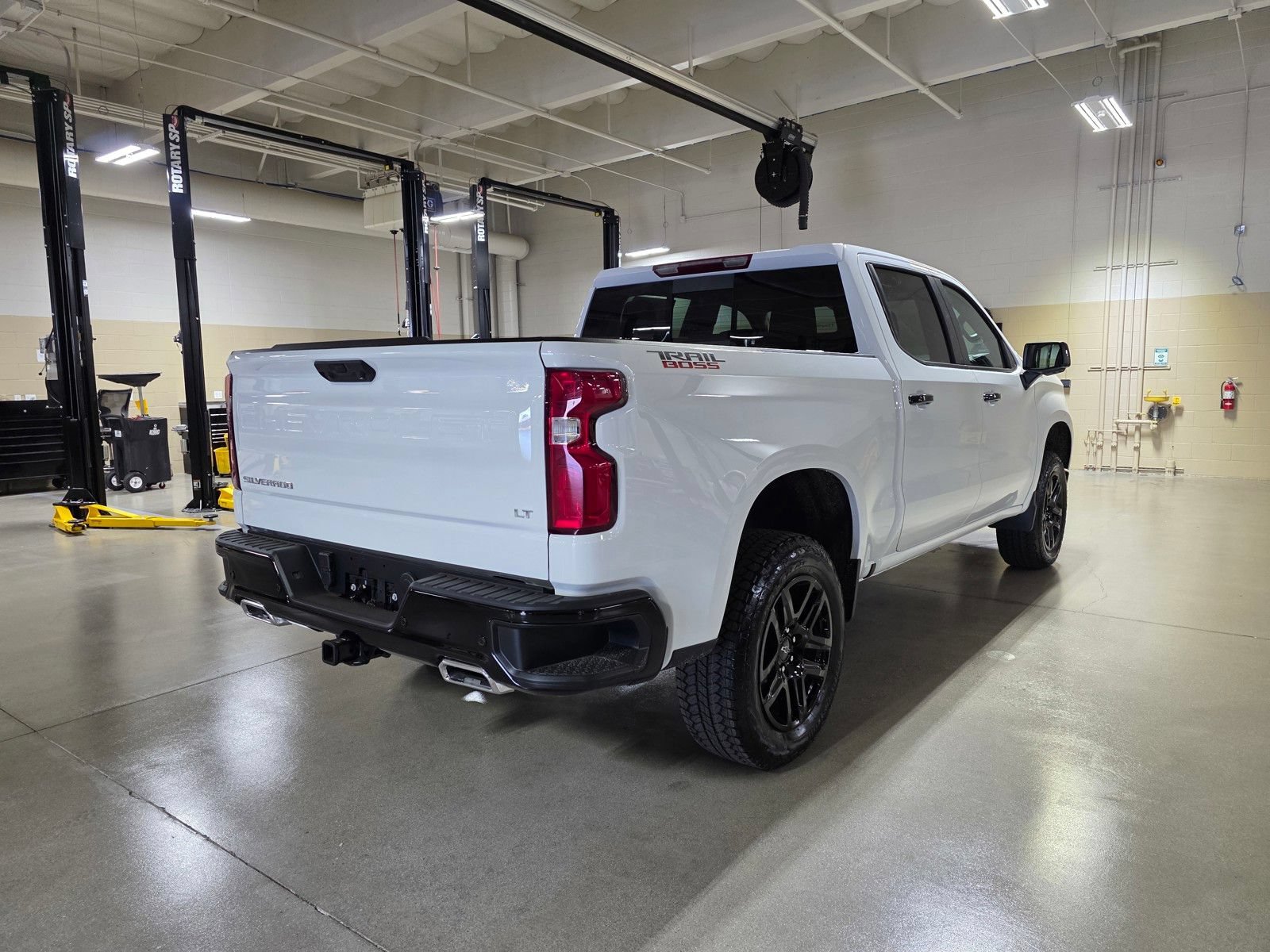 2026 Chevrolet Silverado 1500 LT Trail Boss - Photo 7