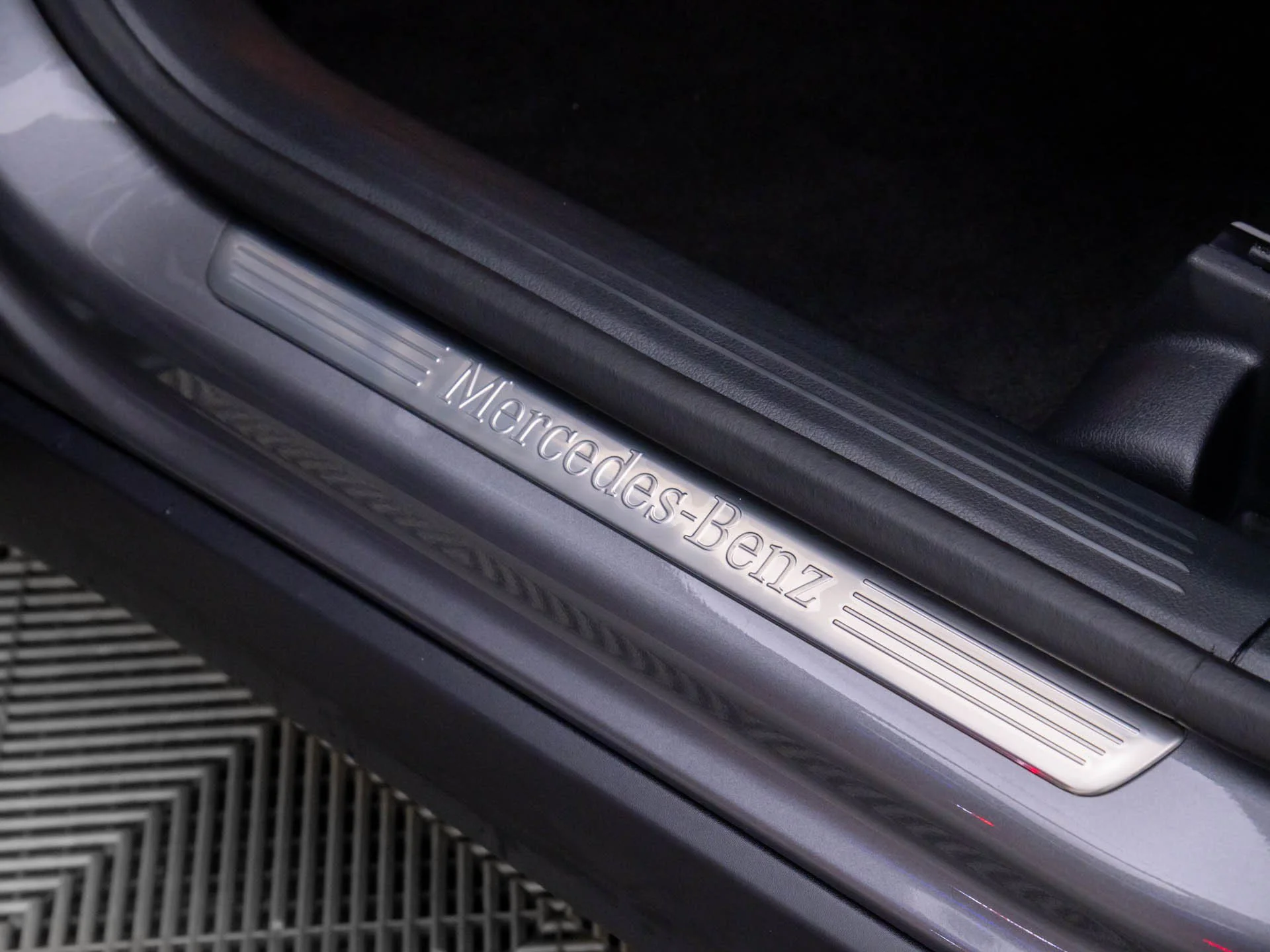 New 2026 Gray Mercedes-Benz GLB 250 image 16