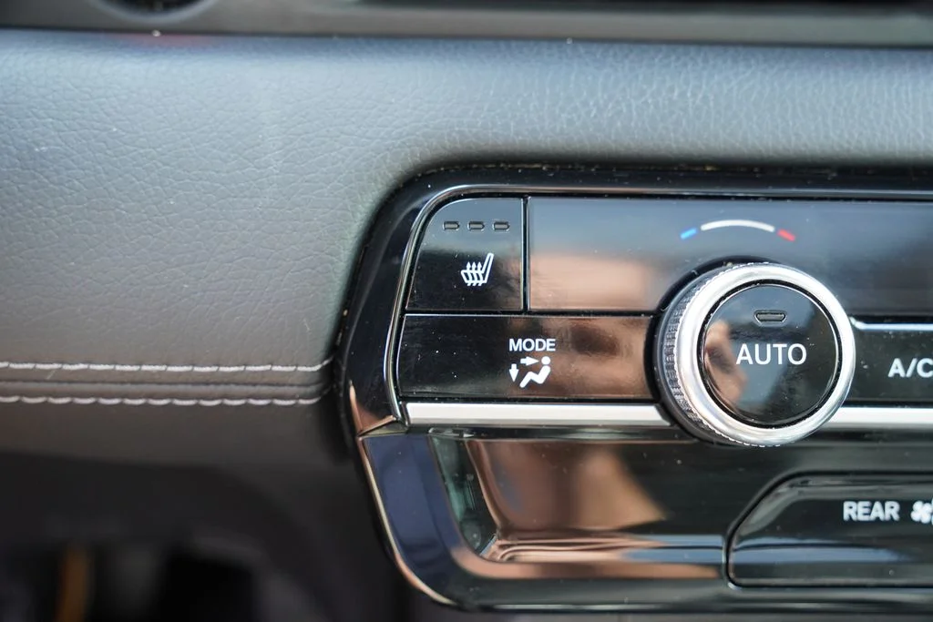 Used 2023 Platinum White Pearl Honda Touring image 33