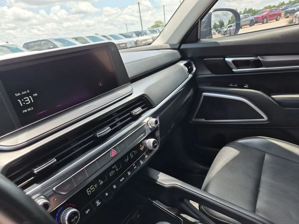 Used 2022 Gray Kia LX image 23