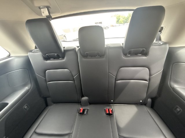 Used 2024 Red Nissan SL image 21