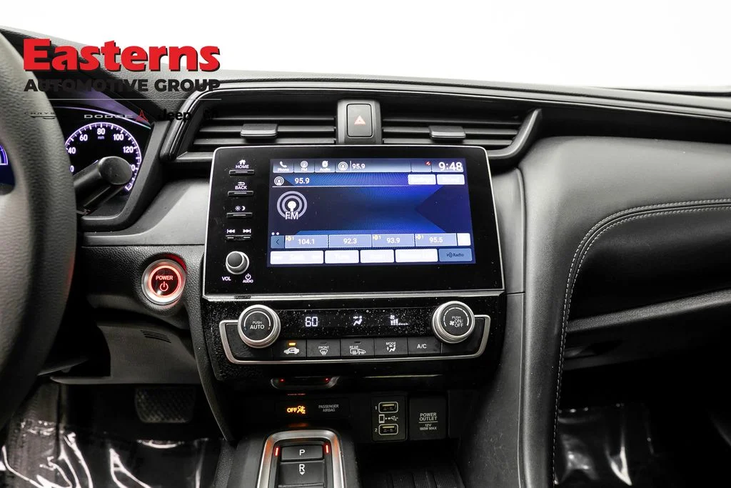 Used 2022 White Honda EX image 11