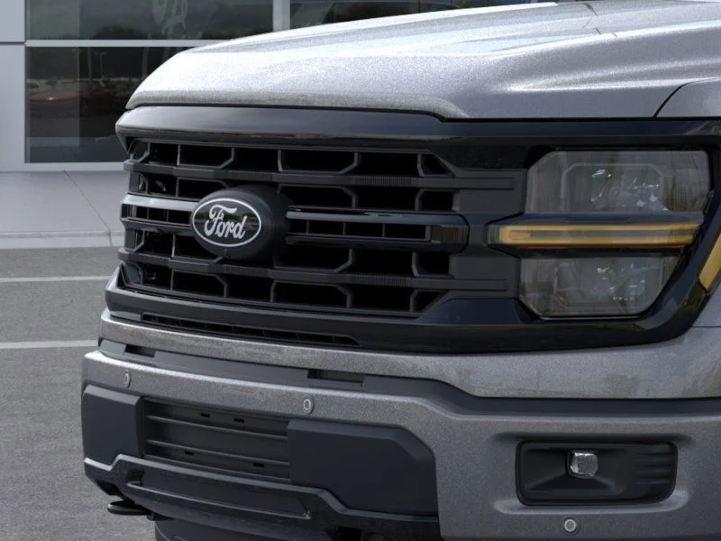 New 2026 Carbonized Gray Metallic Ford XLT image 17