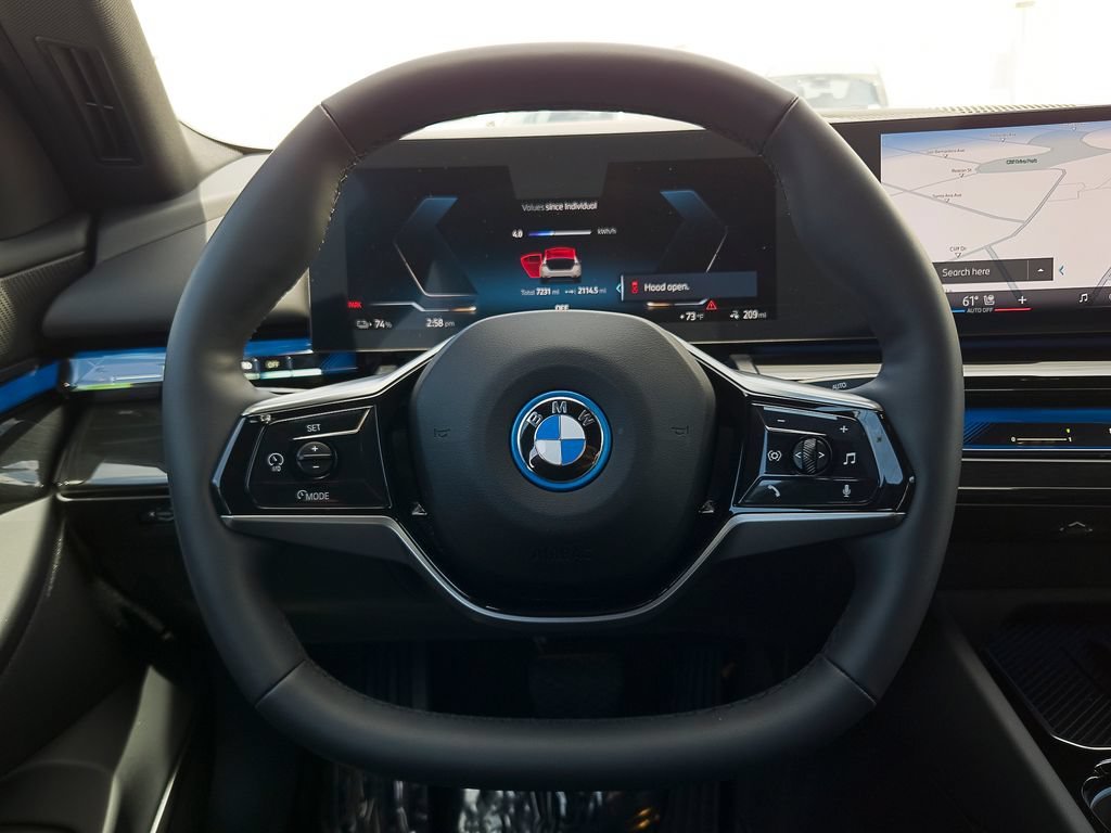 Used 2026 Alpine White BMW eDrive40 image 19