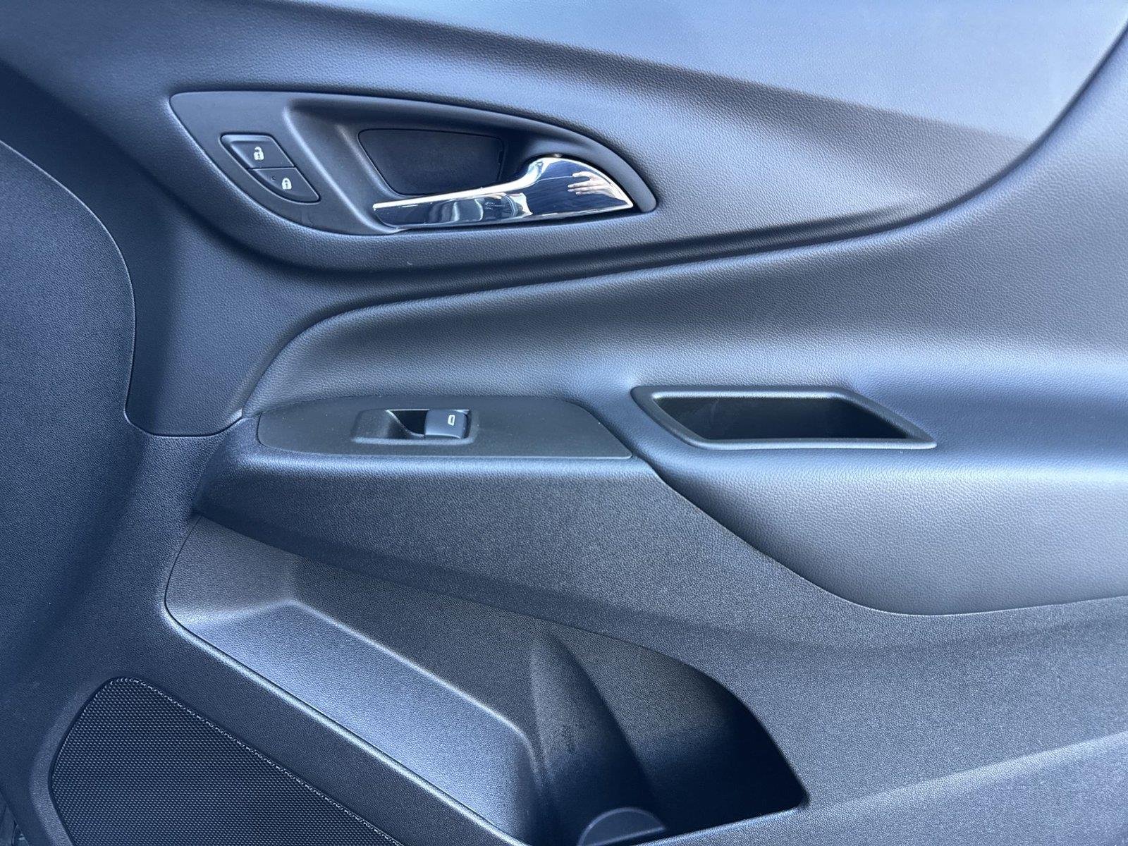 2023 Chevrolet Equinox LT - Photo 32