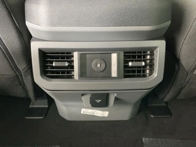 New 2026 Oxford White Ford XLT image 29