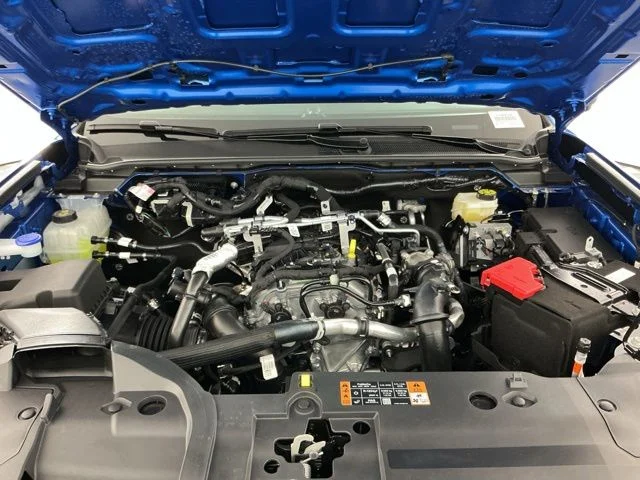 New 2026 Velocity Blue Metallic Ford XLT image 29