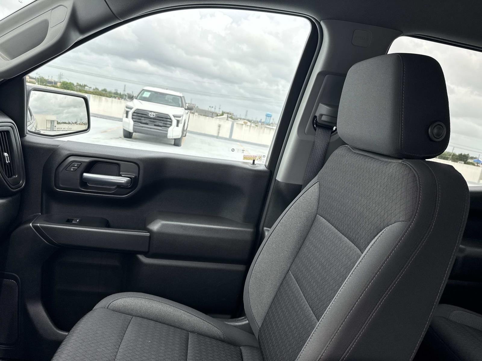 Used 2023 Northsky Blue Metallic Chevrolet Custom image 16