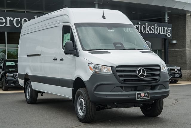 2026 Mercedes-Benz Sprinter 2500 170 WB HO High Roof AWD's photo