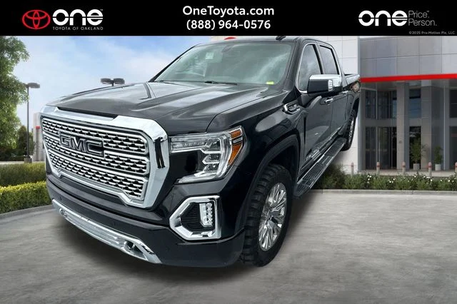2020 GMC Sierra 4WD Crew Cab Standard Box Denali's photo
